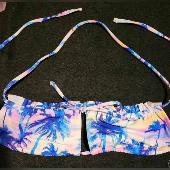 Women's Junior's string bikini top size Small - Picture 2 of 10